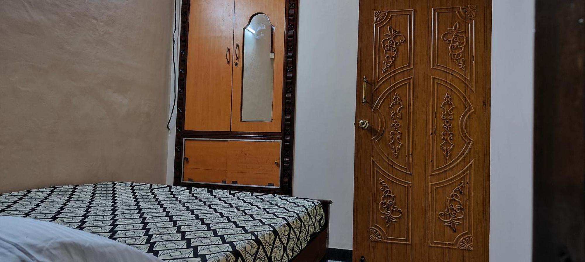 Tiruvannāmalai Guru Krupa Home Stay מראה חיצוני תמונה